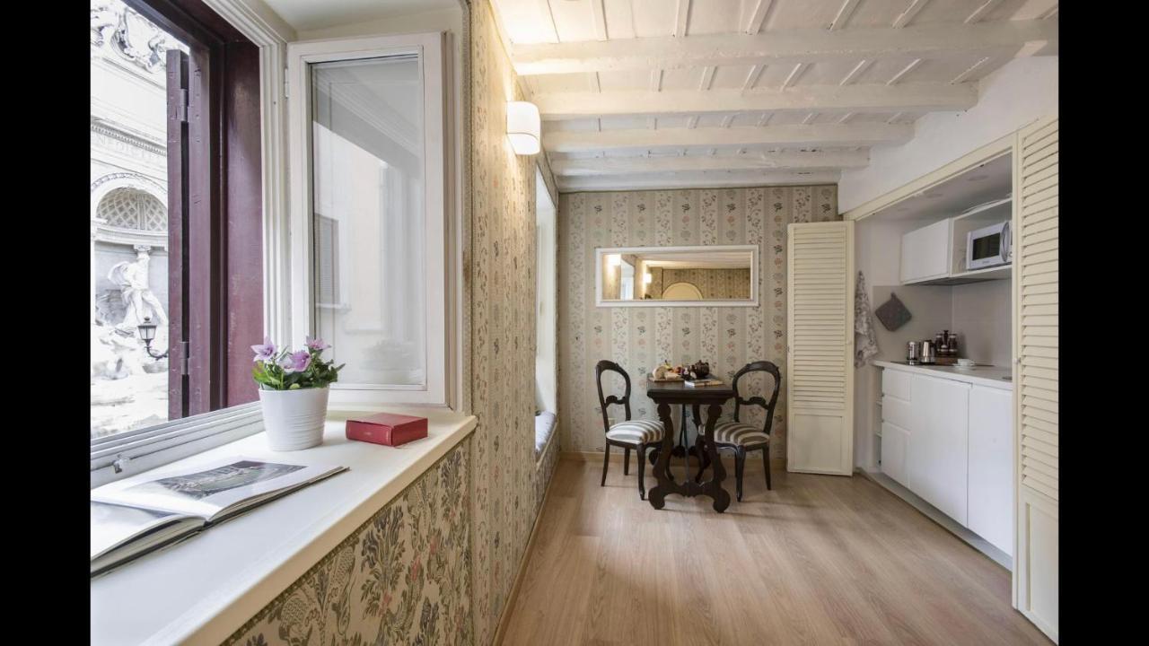 Trevinestrome - Exclusive Trevi Fountain View Apartment Roma Exterior foto