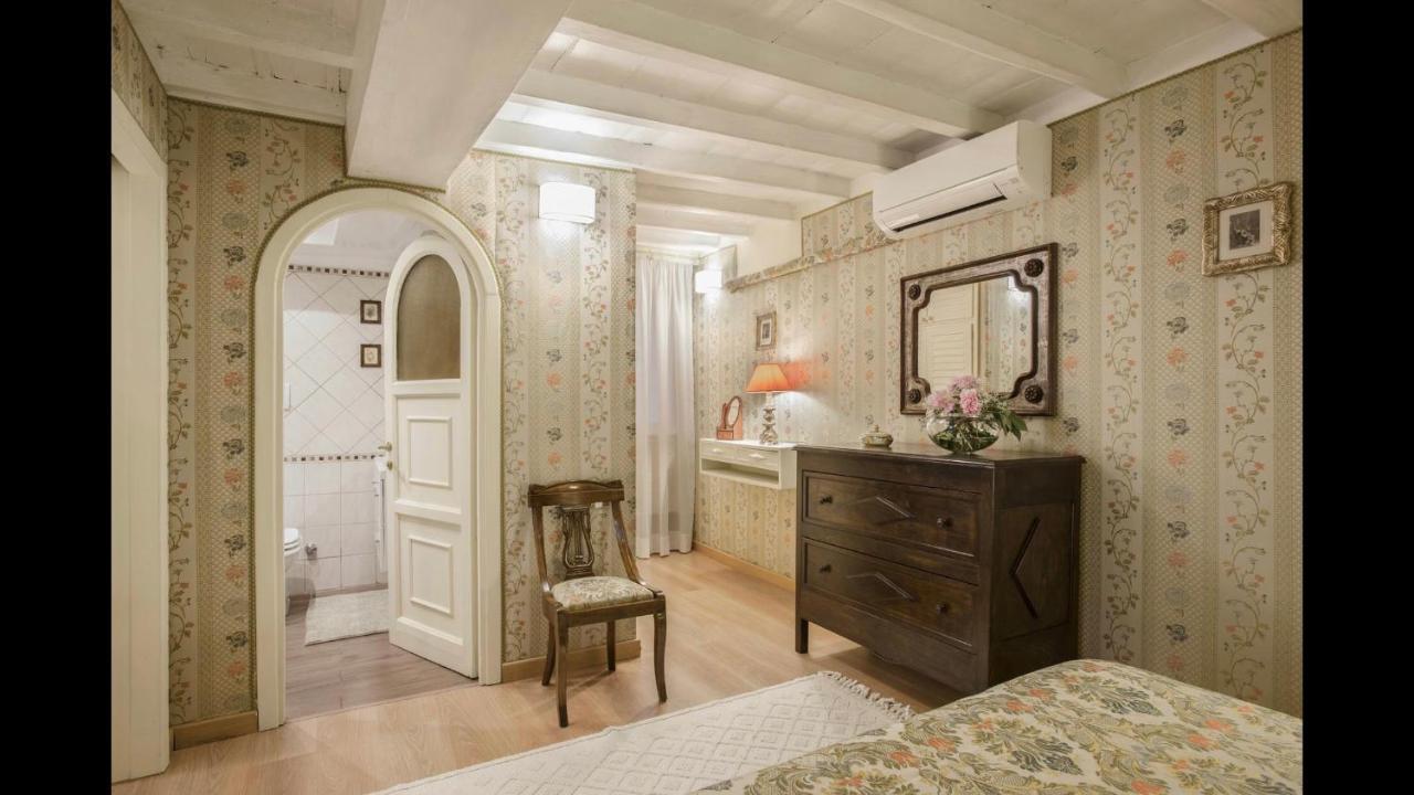 Trevinestrome - Exclusive Trevi Fountain View Apartment Roma Exterior foto
