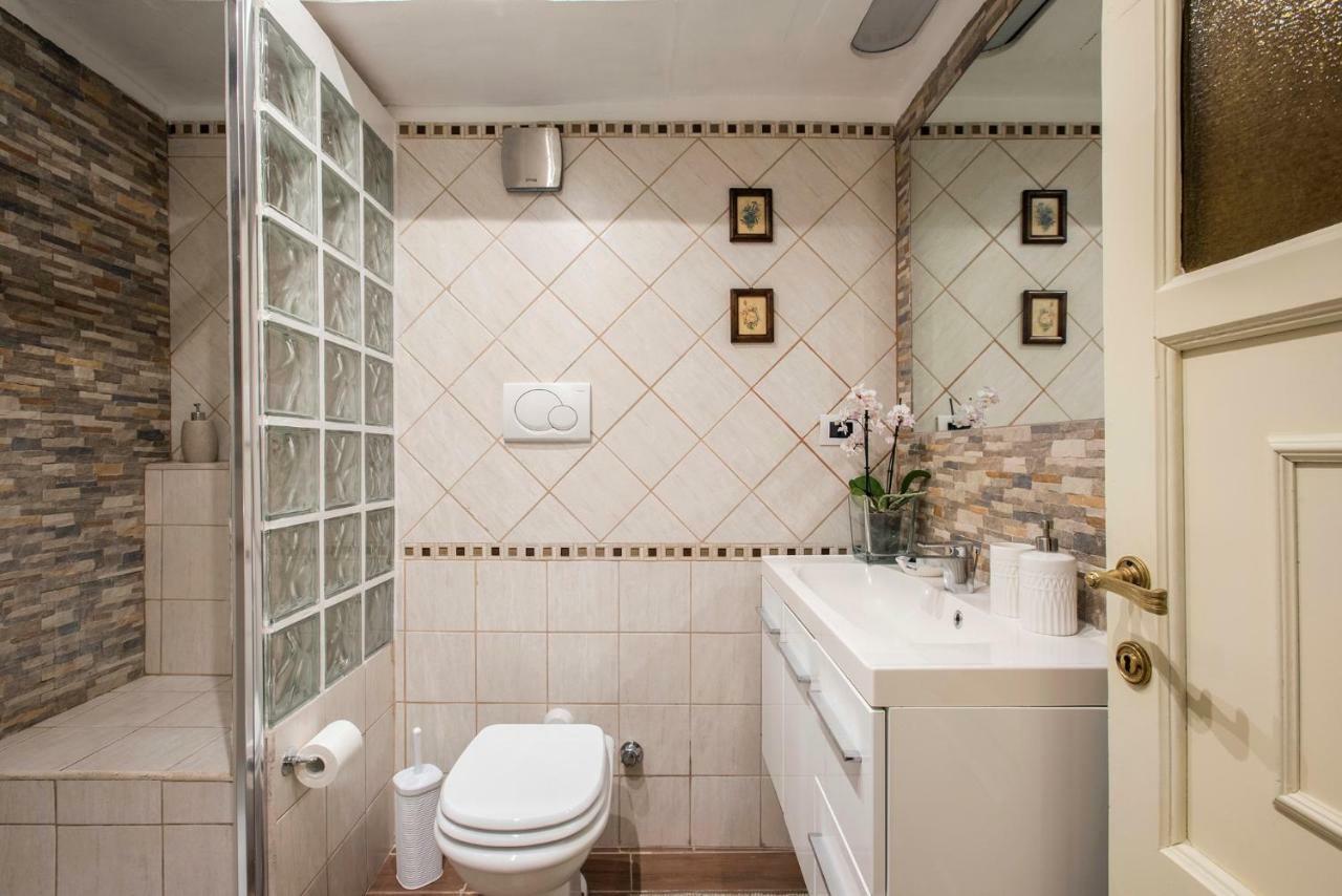 Trevinestrome - Exclusive Trevi Fountain View Apartment Roma Exterior foto